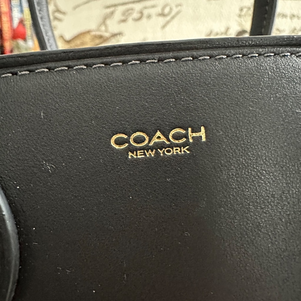 Coach Empire Carry All 26 - Picture 9 of 12